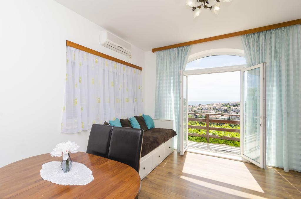 Guest House Kalauz ดูบรอฟนิก ภายนอก รูปภาพ