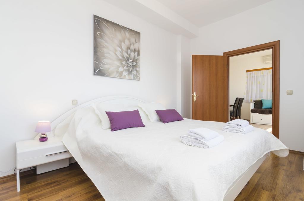Guest House Kalauz ดูบรอฟนิก ภายนอก รูปภาพ