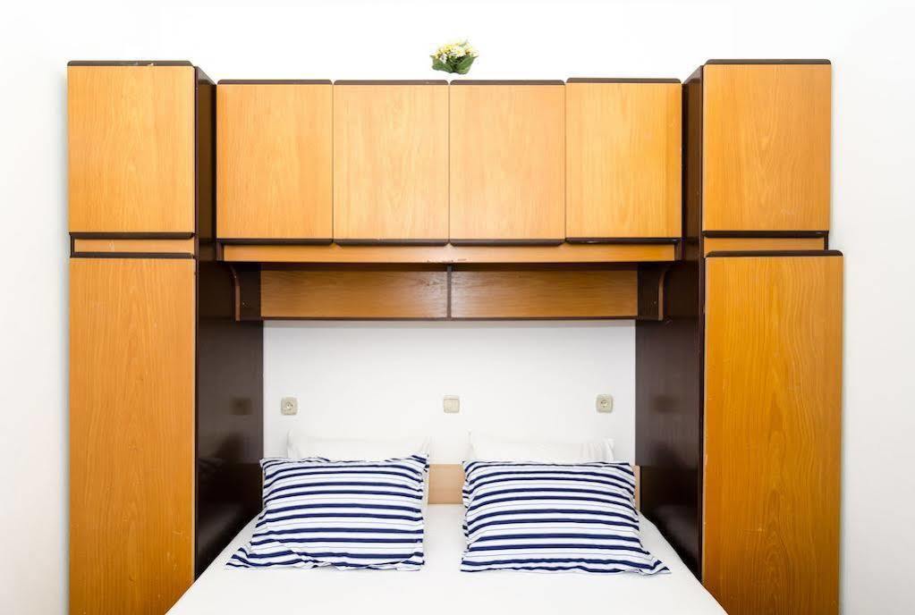 Guest House Kalauz ดูบรอฟนิก ภายนอก รูปภาพ
